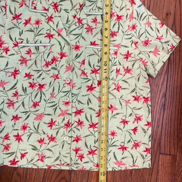 Christopher & Banks Button Down Green Short Sleeve Shirt - Picture 9 of 10